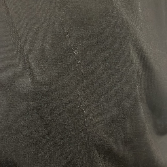 NY Collection Cutout Top - Picture 5 of 6